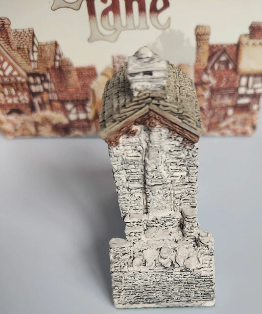 Lilliput Lane Bridge House.