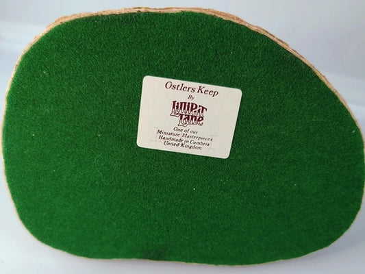 Base of ornament showing Ostlers Keep sticker.