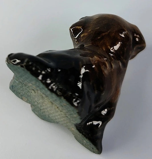 base of Wade Whimsie figurine.