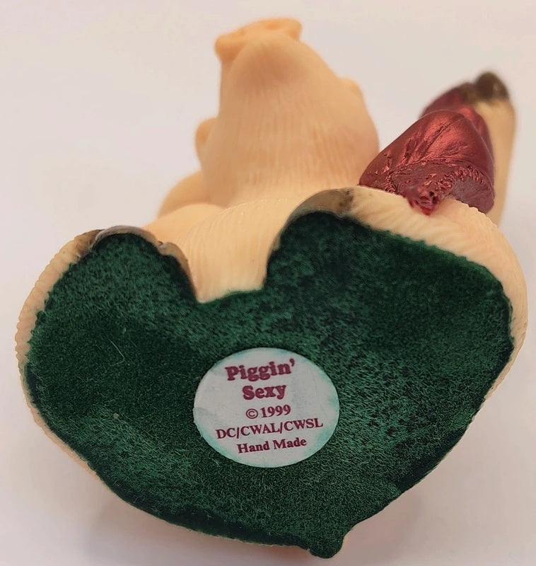 A circular sticker reads 'Piggin' Sexy © 1999 DC/CWAL/CWSL Hand Made'.