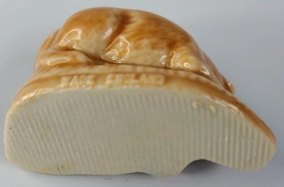 Base of ornament.