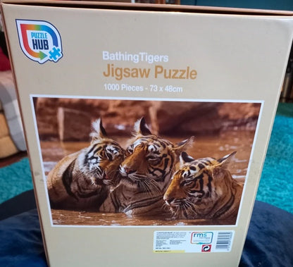 Back of jigsaw puzzle box.