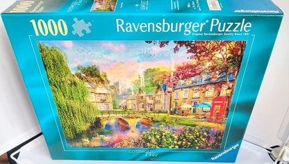 Ravensburger Cotswold Way 1000-piece jigsaw puzzle box with a scenic illustration on a white background