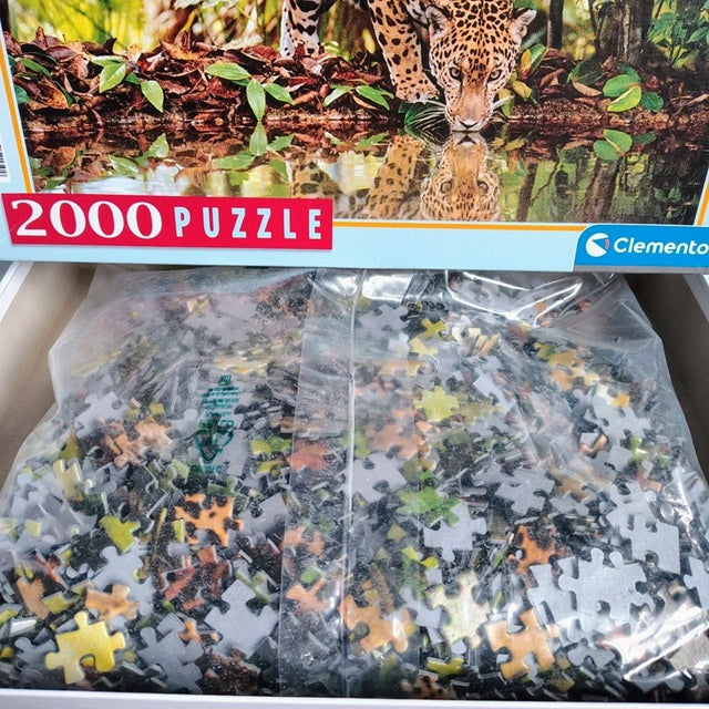 Pre‑Owned Clementoni Leopard 2000 Piece Jigsaw Puzzle – Contents Sealed