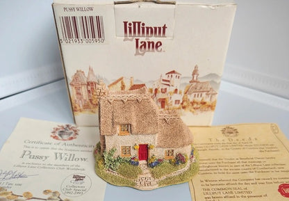 Lilliput Lane Pussy Willow Cottage 1992 comes Boxed and with Certificate Of Authenticity and Deeds.
