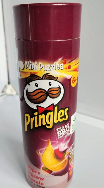 Pringles can with 'Texas BBQ Sauce' flavor on a white background