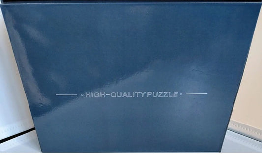 Blue box with 'High-Quality Puzzle' text on a white background